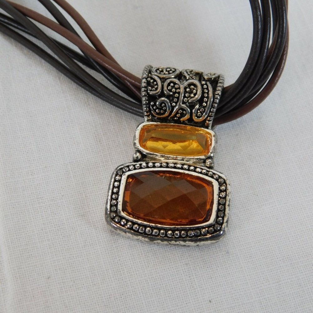 Cookie Lee Lot of 2 Necklaces Amber Orange Colors Cameo Brown Bronze Cord Chain - Picture 4 of 10